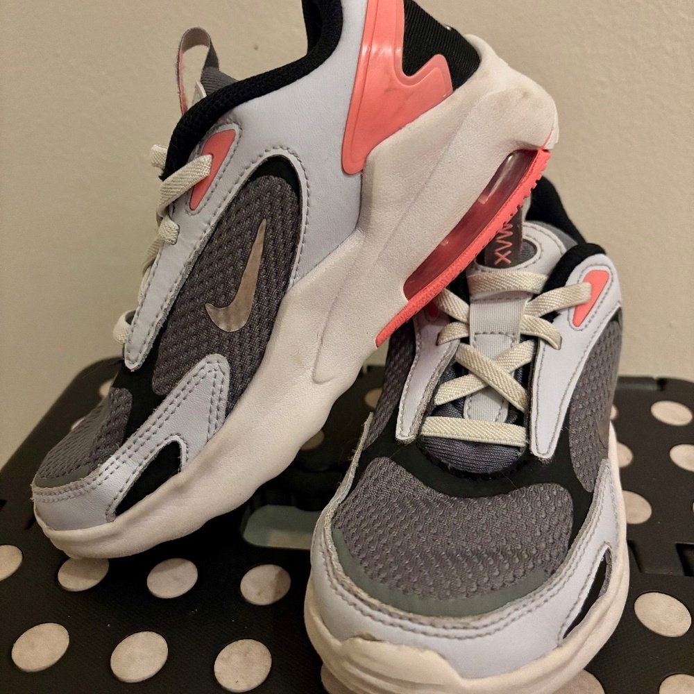 Girls Nike Shoes